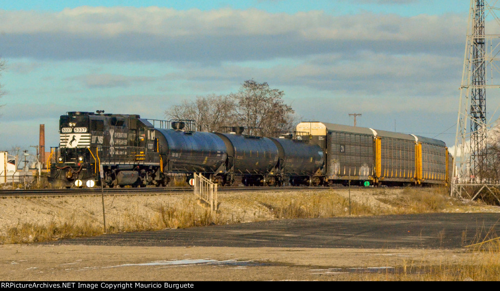 NS GP38-2 Operation Life Saver Locomotive